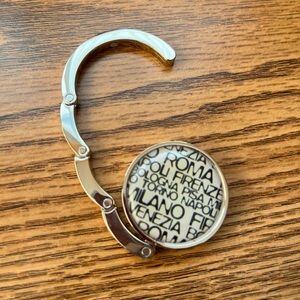 New, never used bag hook from Italia! 🇮🇹